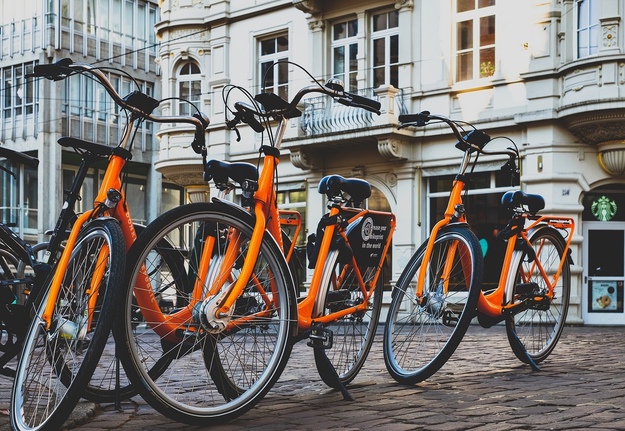 L’émergence des vélos en libre-service : une révolution en mouvement